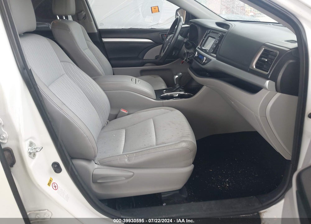 2015 TOYOTA HIGHLANDER LE PLUS V6 VIN: 5TDZKRFH1FS089053