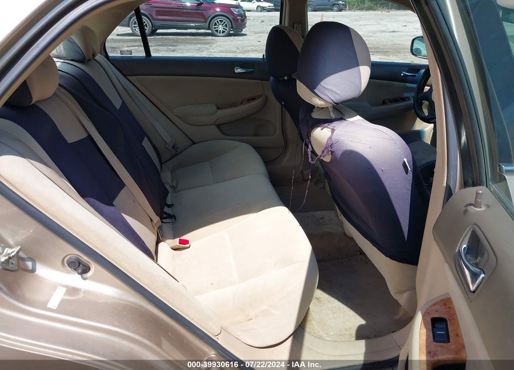 2005 HONDA ACCORD 2.4 EX VIN: 1HGCM56765A085562