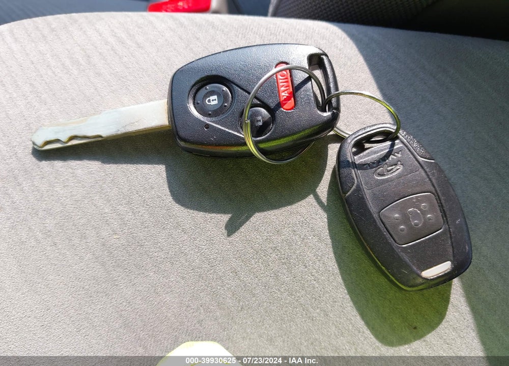 2009 HONDA CIVIC LX VIN: 1HGFA16599L022401