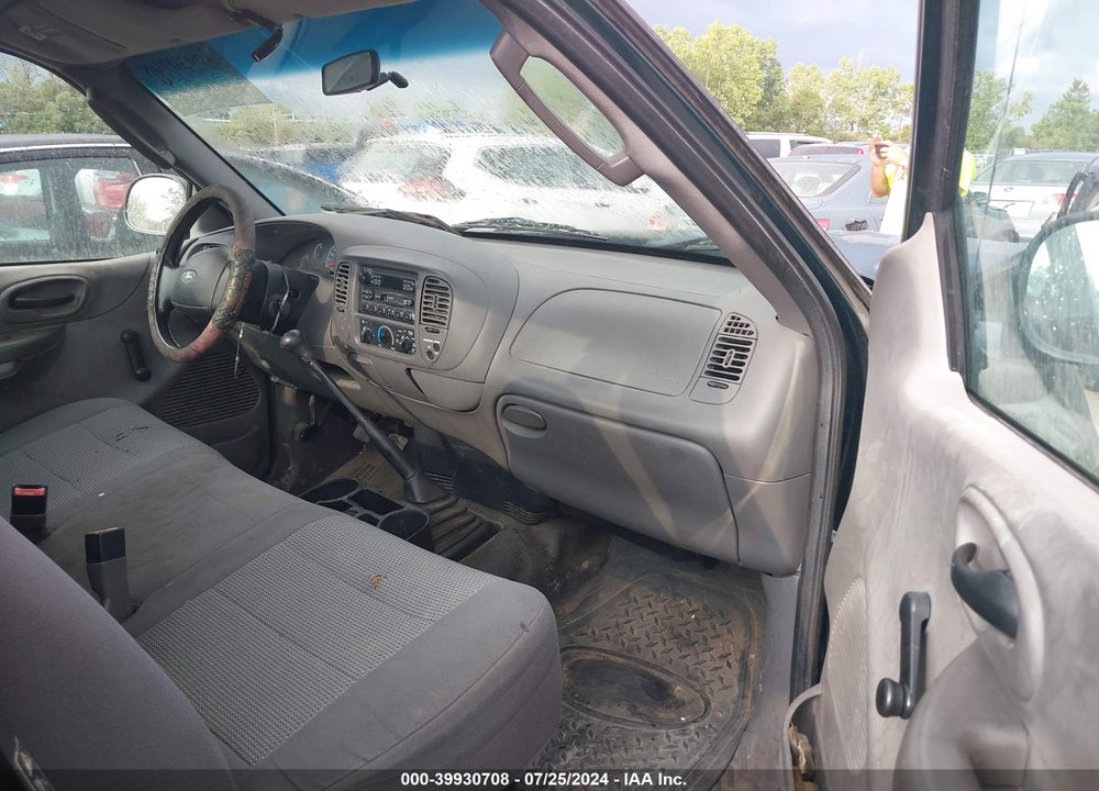 2002 FORD F-150 XL/XLT VIN: 1FTRF17262NB71814
