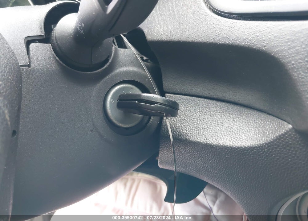 2018 FORD FIESTA VIN: 3FADP4BJ5JM144898
