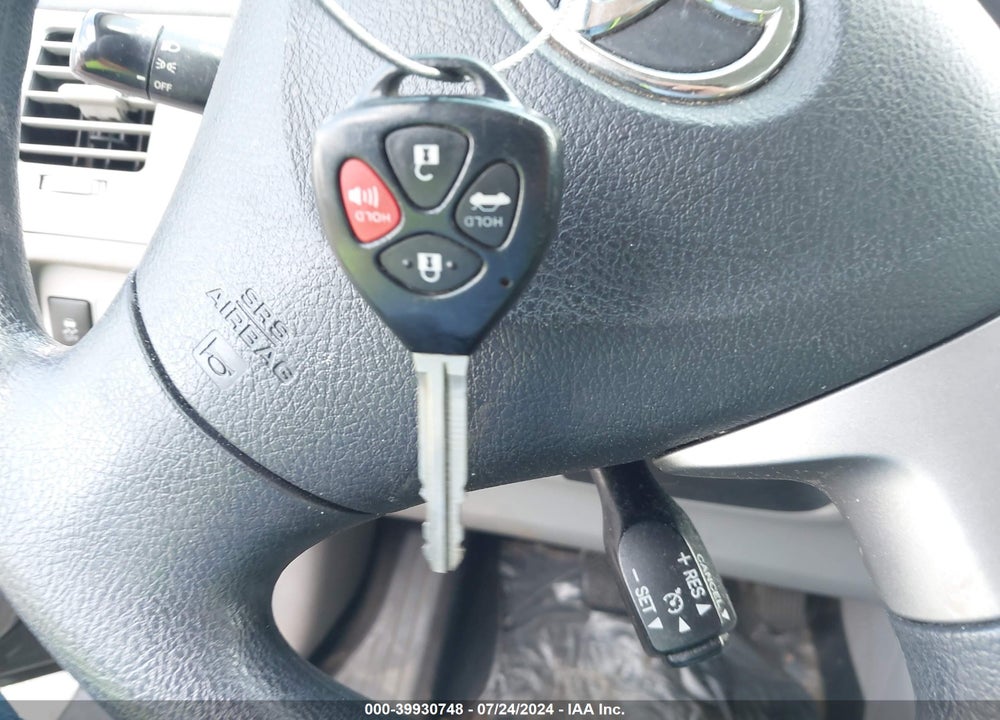 2013 TOYOTA COROLLA LE VIN: 2T1BU4EE8DC932418