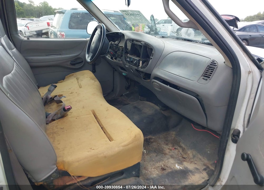 1998 FORD F-150 STANDARD/XL/XLT VIN: 1FTZF1729WNC25175
