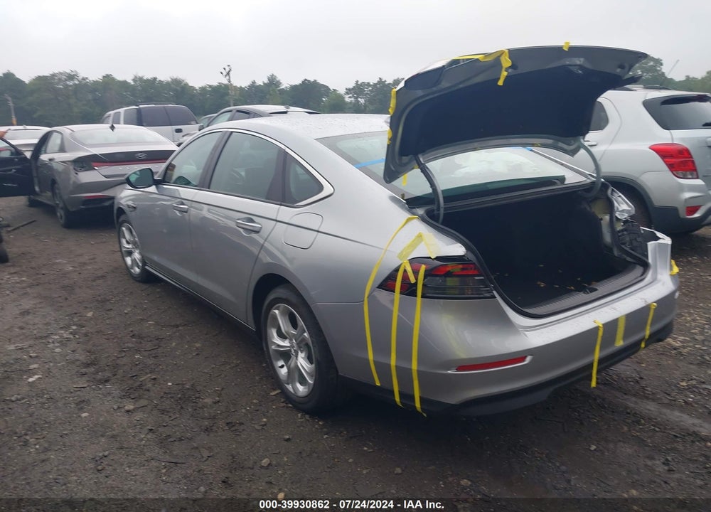 2024 HONDA ACCORD LX VIN: 1HGCY1F28RA056247