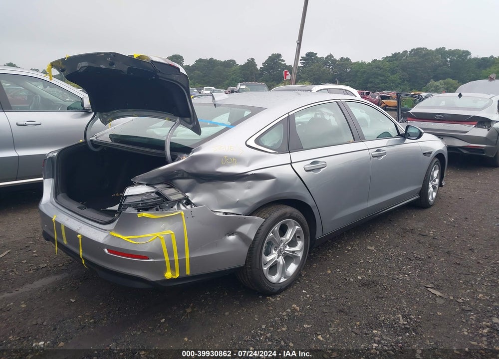 2024 HONDA ACCORD LX VIN: 1HGCY1F28RA056247