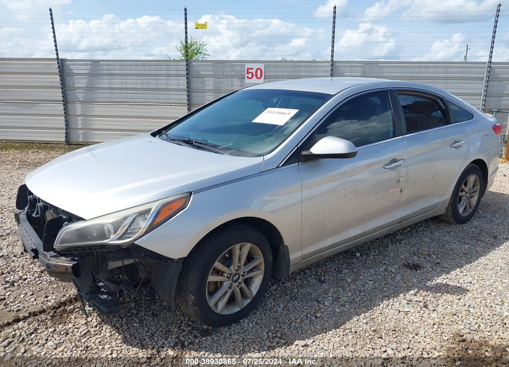 2015 HYUNDAI SONATA SE VIN: 5NPE24AF7FH144831