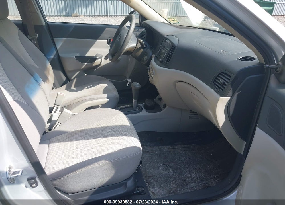 2008 HYUNDAI ACCENT GLS VIN: KMHCN46C58U259185