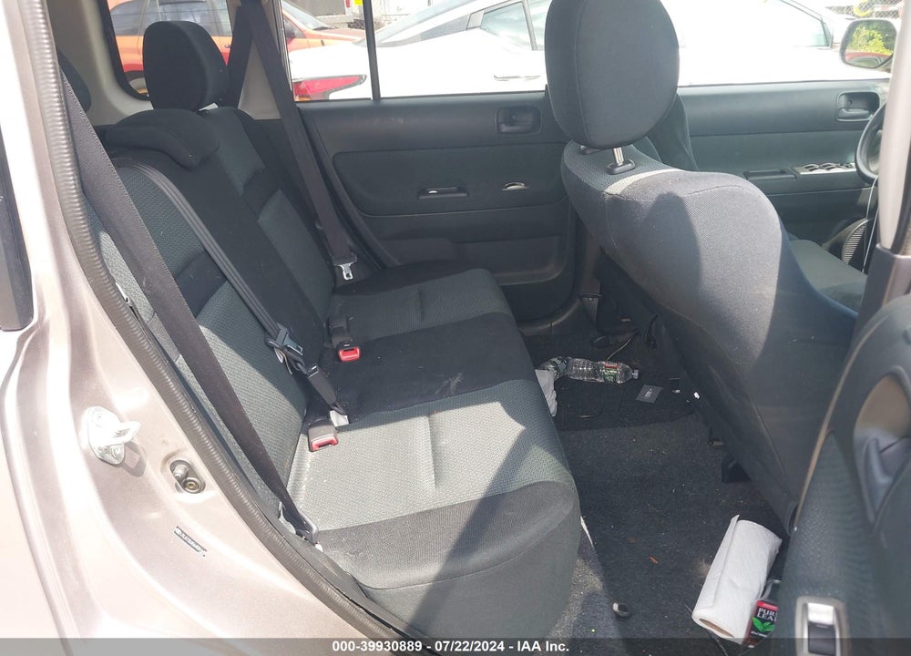 2006 SCION XB VIN: JTLKT324564081648