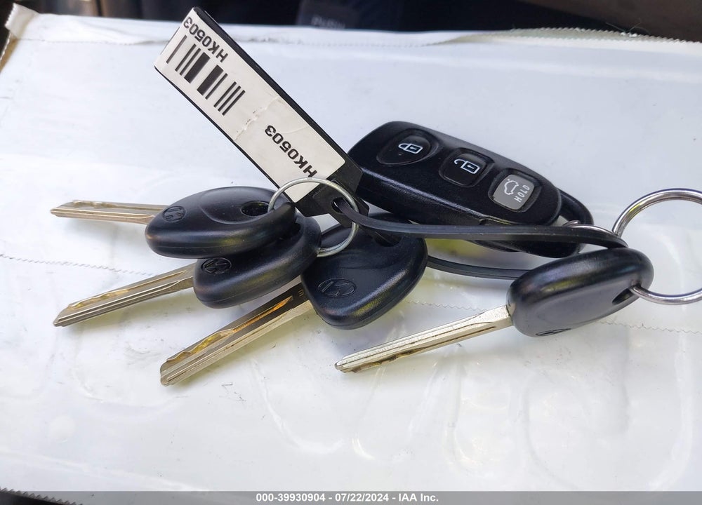2012 HYUNDAI SONATA GLS VIN: 5NPEB4AC1CH432412