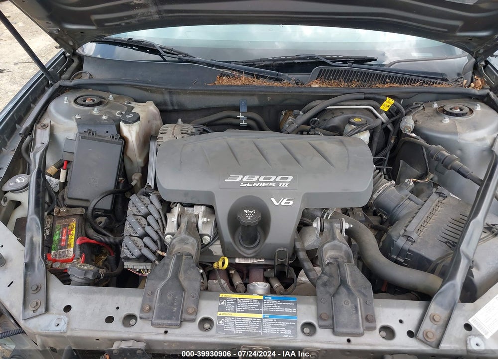 2005 BUICK LACROSSE CX VIN: 2G4WC532451289290
