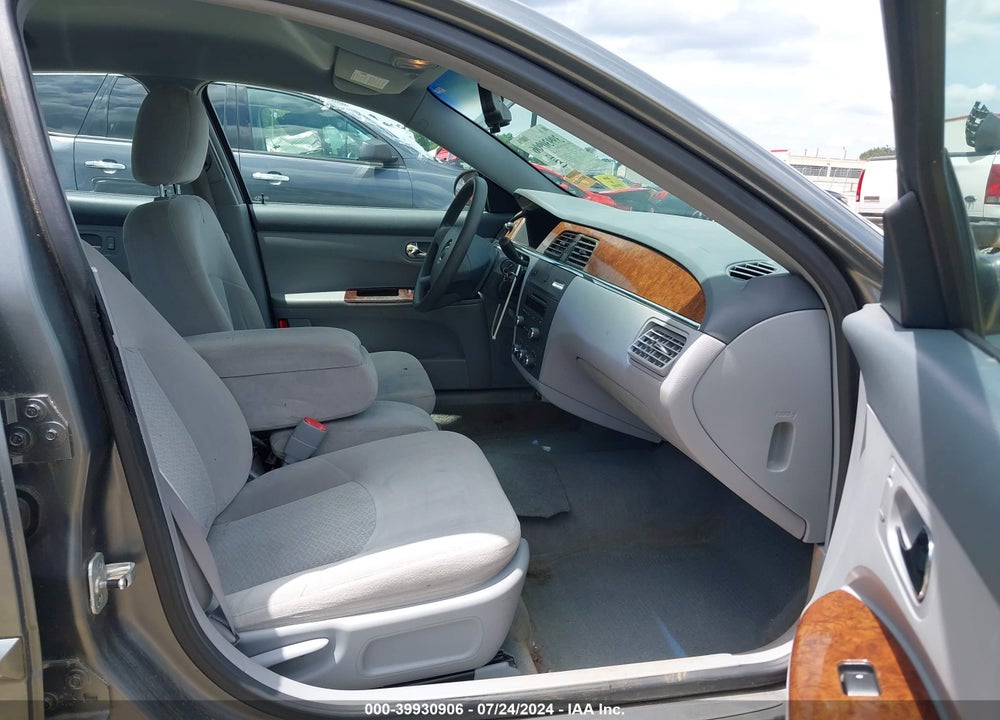 2005 BUICK LACROSSE CX VIN: 2G4WC532451289290