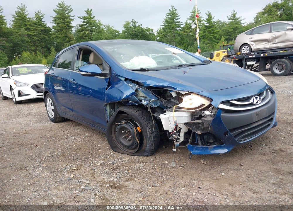2014 HYUNDAI ELANTRA GT VIN: KMHD35LH5EU217398