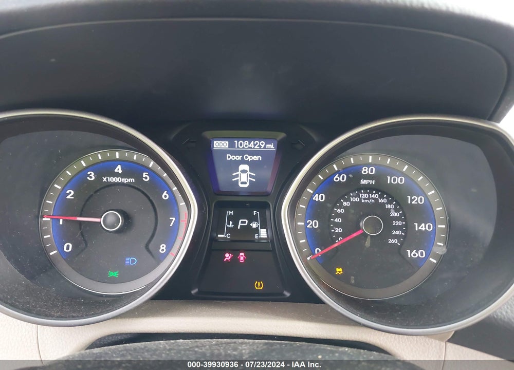 2014 HYUNDAI ELANTRA GT VIN: KMHD35LH5EU217398