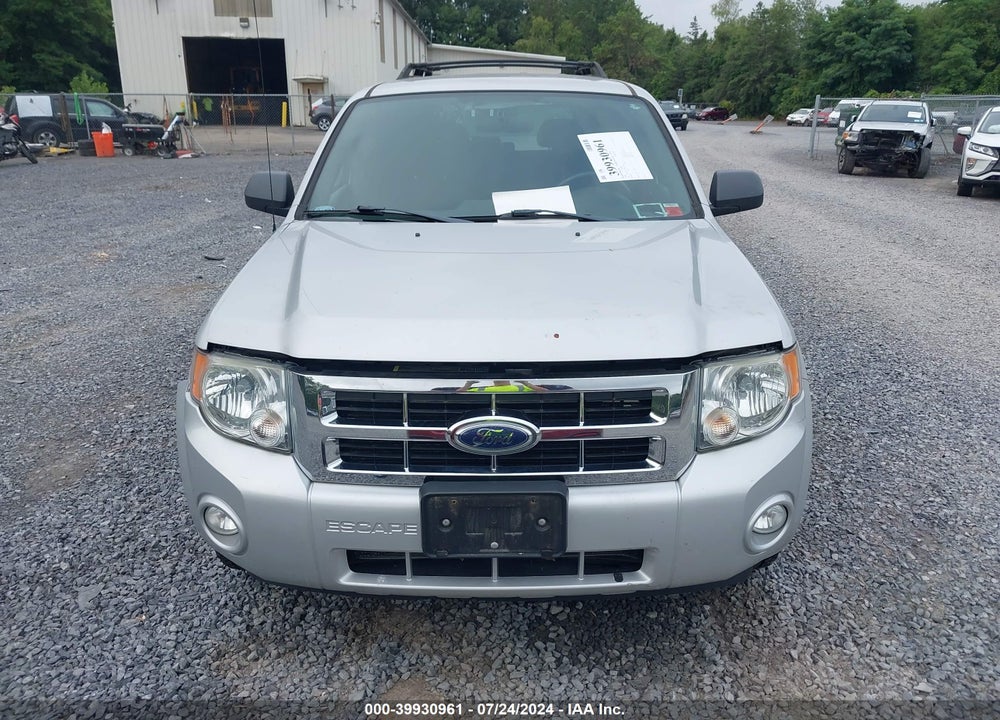 2008 FORD ESCAPE XLT VIN: 1FMCU93118KE19710