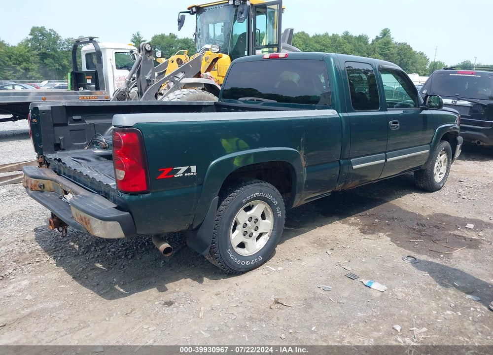 2005 CHEVROLET SILVERADO 1500 Z71 VIN: 2GCEK19B651180526