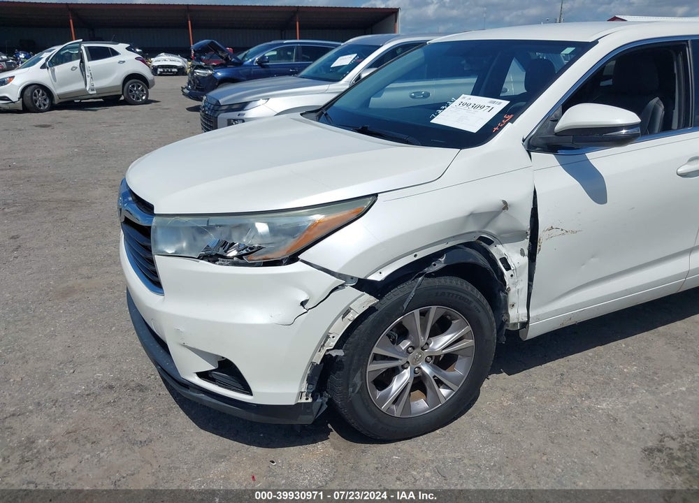 2015 TOYOTA HIGHLANDER LE PLUS V6 VIN: 5TDZKRFH9FS046127