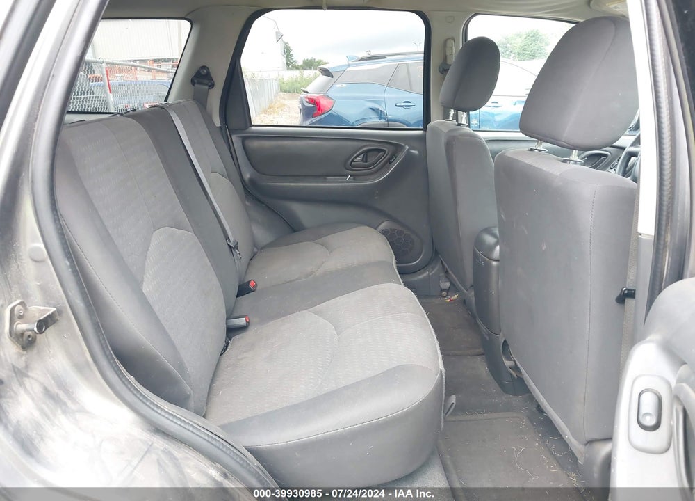 2006 MAZDA TRIBUTE I VIN: 4F2YZ02Z86KM16556