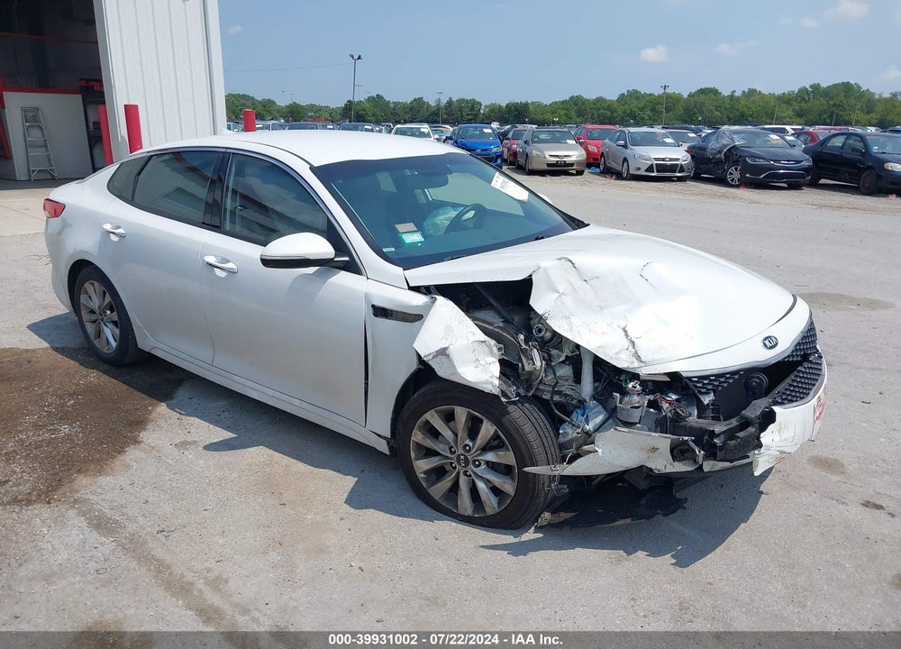 2017 KIA OPTIMA EX VIN: 5XXGU4L35HG157758