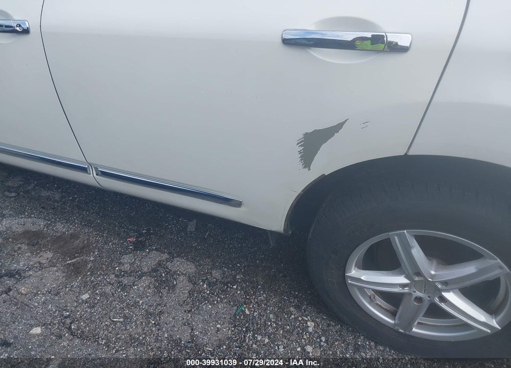 2012 NISSAN ROGUE S VIN: JN8AS5MT8CW299906