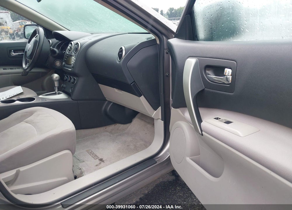 2013 NISSAN ROGUE S VIN: JN8AS5MV4DW602795