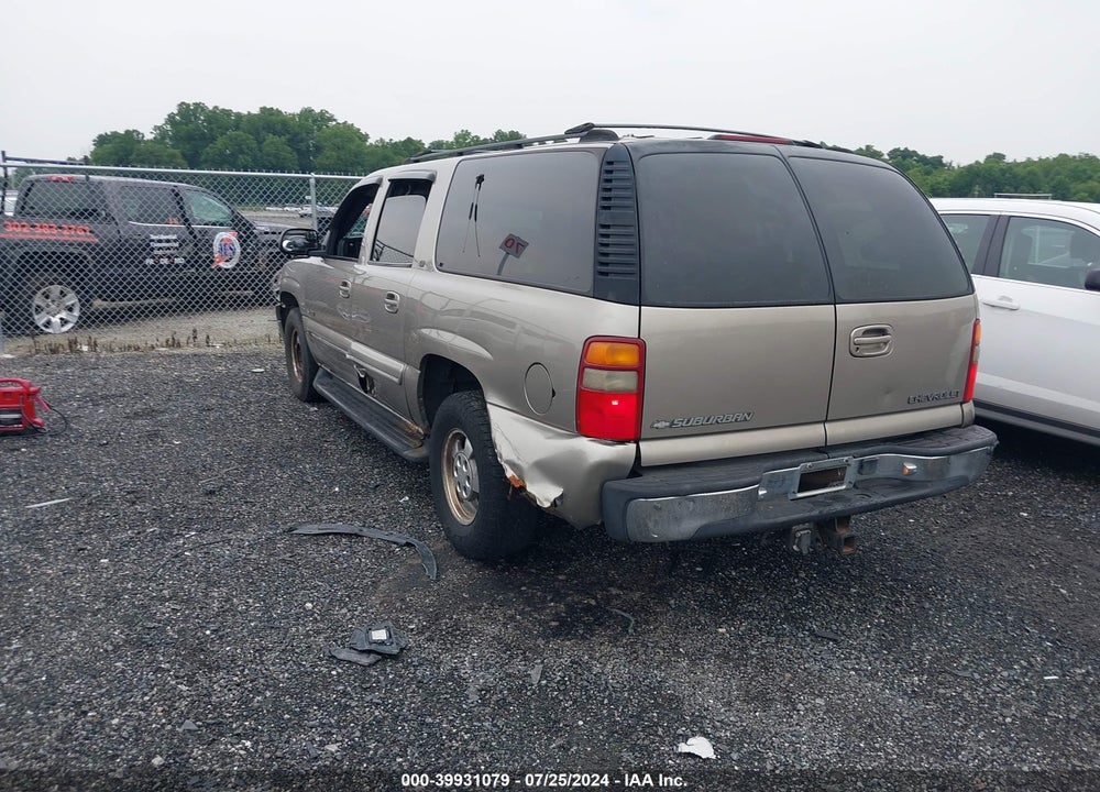 2000 CHEVROLET SUBURBAN 1500 LT VIN: 3GNFK16T7YG112174