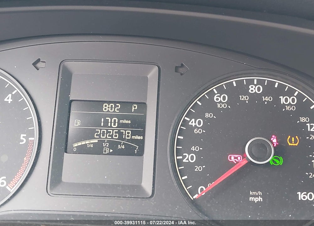 2011 VOLKSWAGEN JETTA 2.0L TDI LE VIN: 3VWLL7AJ3BM075941
