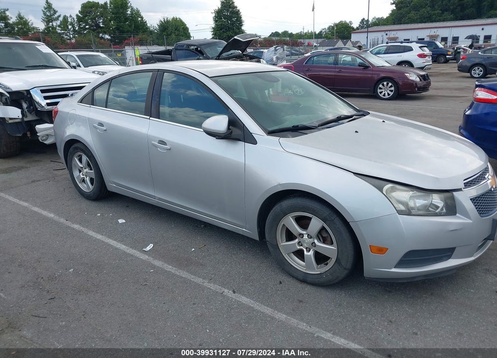 2014 CHEVROLET CRUZE 1LT AUTO VIN: 1G1PC5SB9E7120582