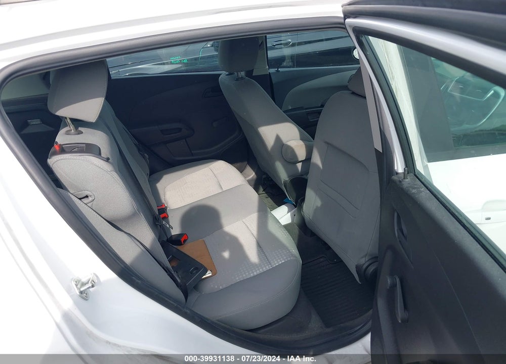 2019 CHEVROLET SONIC LT AUTO VIN: 1G1JG6SB1K4128091