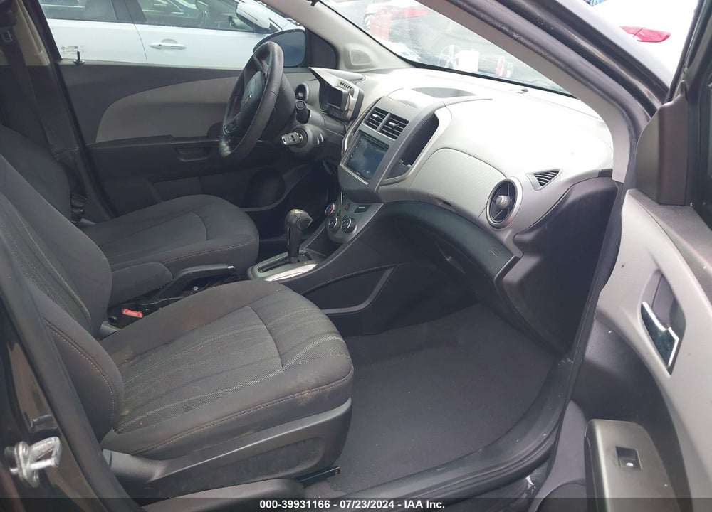 2014 CHEVROLET SONIC LT AUTO VIN: 1G1JC5SH8E4206204