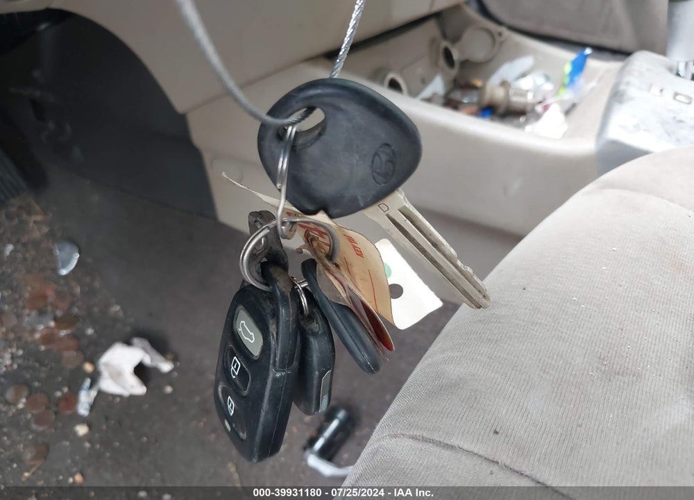2008 HYUNDAI ELANTRA GLS/SE VIN: KMHDU46D48U407004