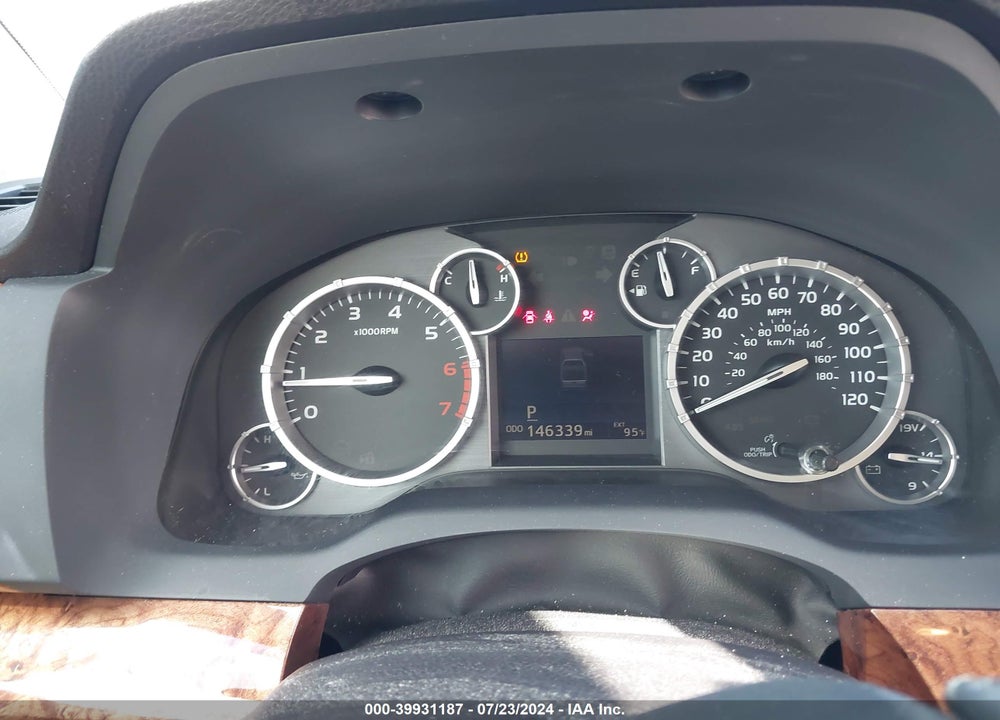 2015 TOYOTA TUNDRA 1794 5.7L V8 VIN: 5TFAW5F11FX456489