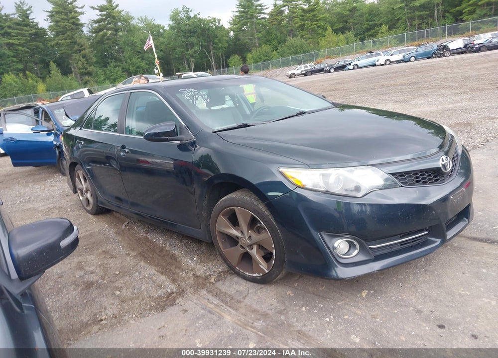 2014 TOYOTA CAMRY SE SPORT VIN: 4T1BF1FK0EU462138