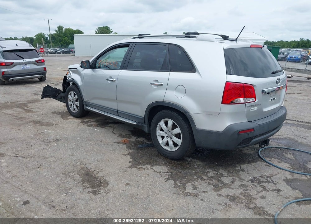 2013 KIA SORENTO LX VIN: 5XYKTCA60DG326854