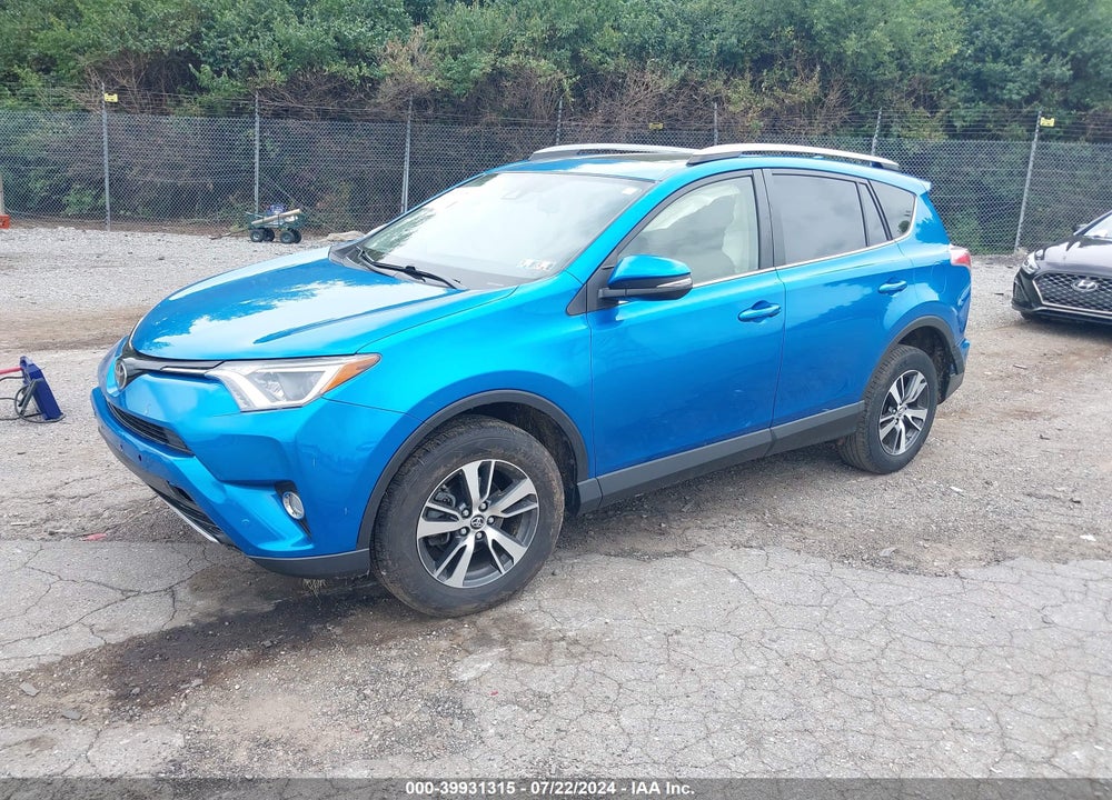 2018 TOYOTA RAV4 XLE VIN: JTMRFREV4JJ724834
