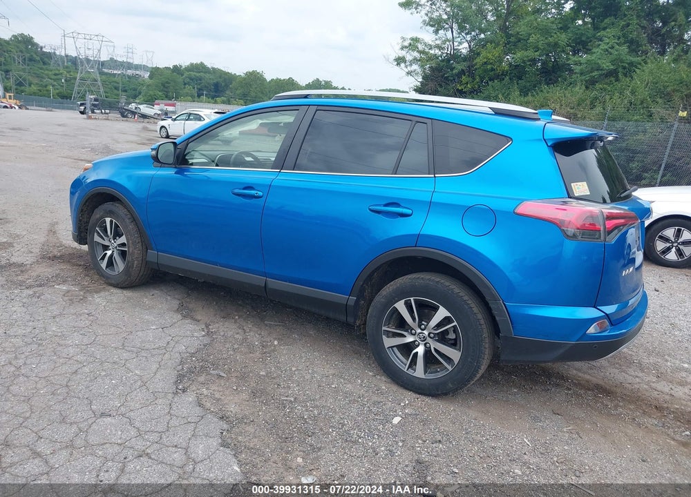 2018 TOYOTA RAV4 XLE VIN: JTMRFREV4JJ724834