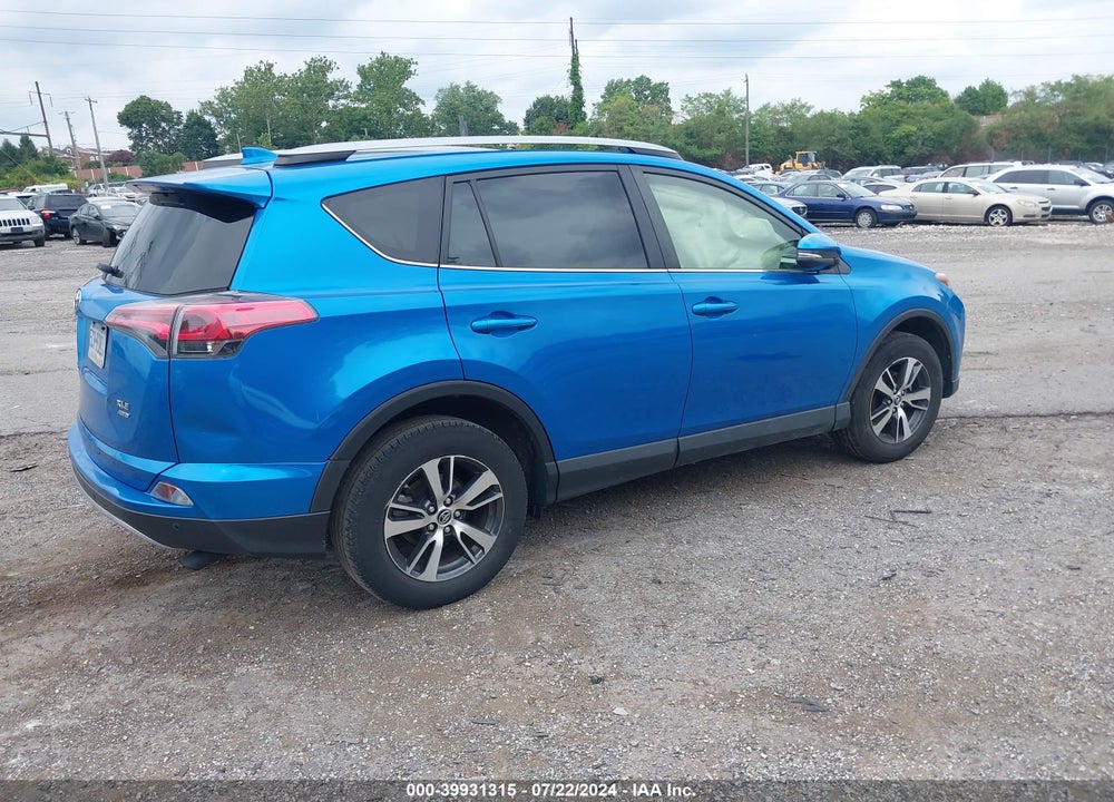 2018 TOYOTA RAV4 XLE VIN: JTMRFREV4JJ724834