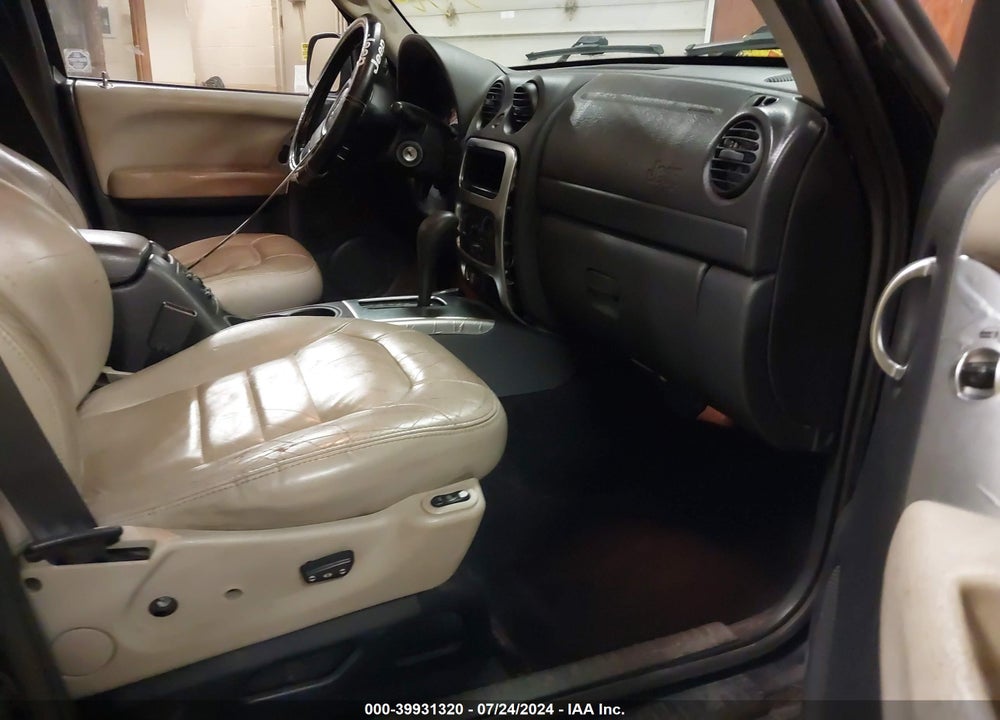2002 JEEP LIBERTY LIMITED EDITION VIN: 1J4GL58K52W147904