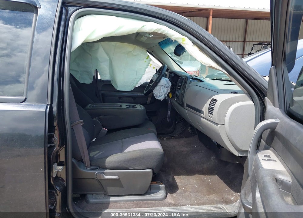 2010 CHEVROLET SILVERADO 1500 LS VIN: 3GCRCREA9AG197056