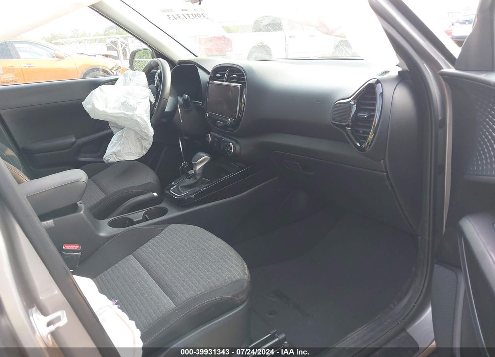 2023 KIA SOUL EX VIN: KNDJ33AU5P7893573