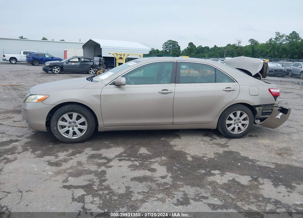 2007 TOYOTA CAMRY XLE VIN: 4T1BE46K97U042210