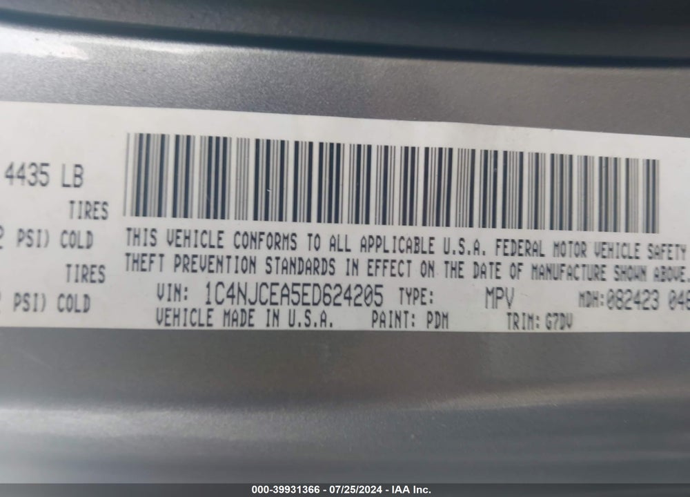 2014 JEEP COMPASS LATITUDE VIN: 1C4NJCEA5ED624205