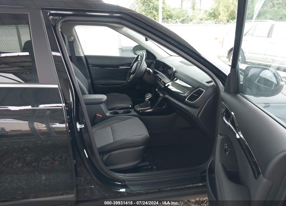 2024 KIA SELTOS X LINE VIN: KNDEUCA78R7555502