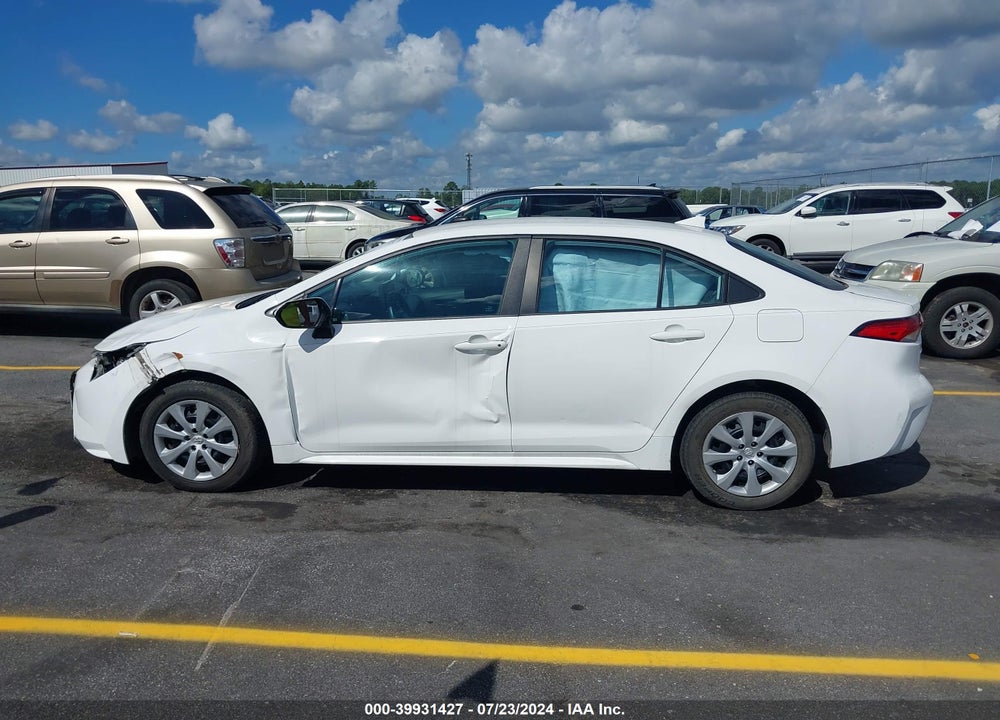 2022 TOYOTA COROLLA LE VIN: 5YFEPMAE2NP298471