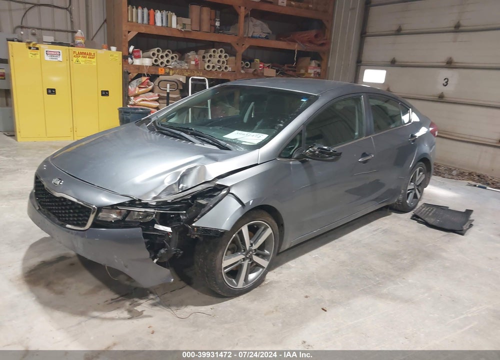 2017 KIA FORTE EX VIN: 3KPFL4A84HE038086