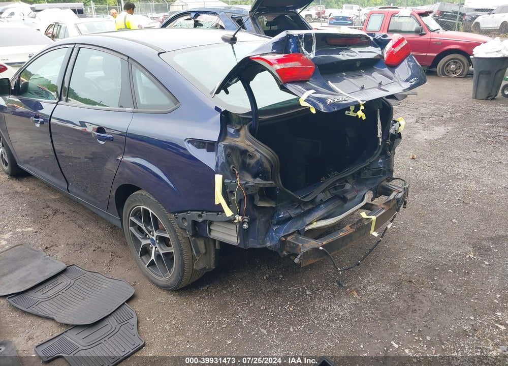 2017 FORD FOCUS SEL VIN: 1FADP3H23HL212976