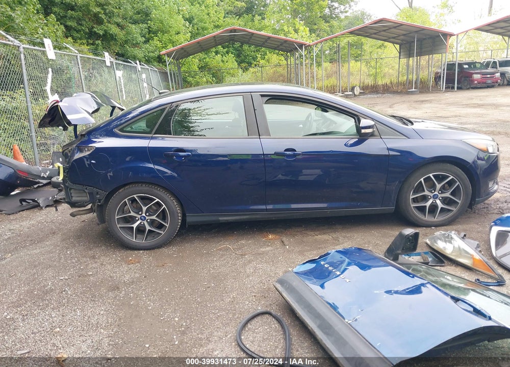 2017 FORD FOCUS SEL VIN: 1FADP3H23HL212976