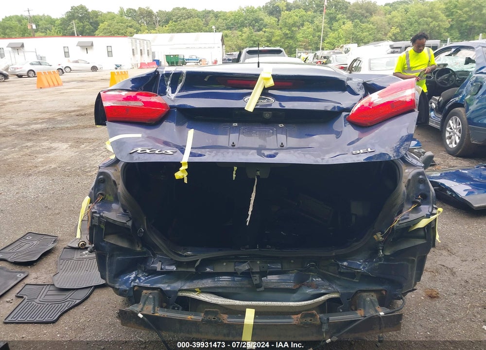 2017 FORD FOCUS SEL VIN: 1FADP3H23HL212976