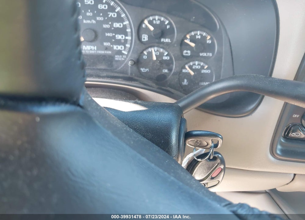 2002 CHEVROLET SILVERADO 1500 LS VIN: 1GCEK19T52E228438