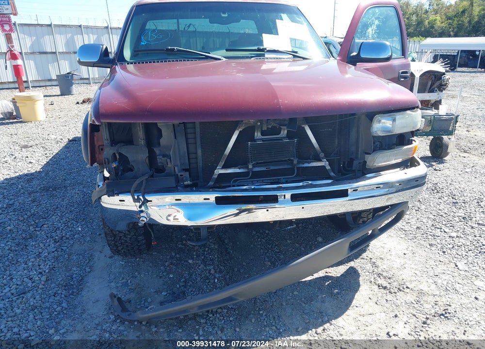 2002 CHEVROLET SILVERADO 1500 LS VIN: 1GCEK19T52E228438