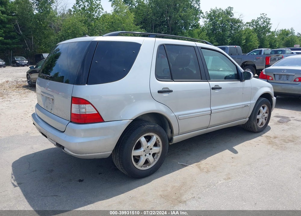 2004 MERCEDES-BENZ ML 350 4MATIC VIN: 4JGAB57E04A496488
